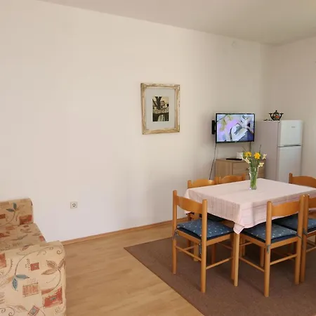 Apartment Tena *